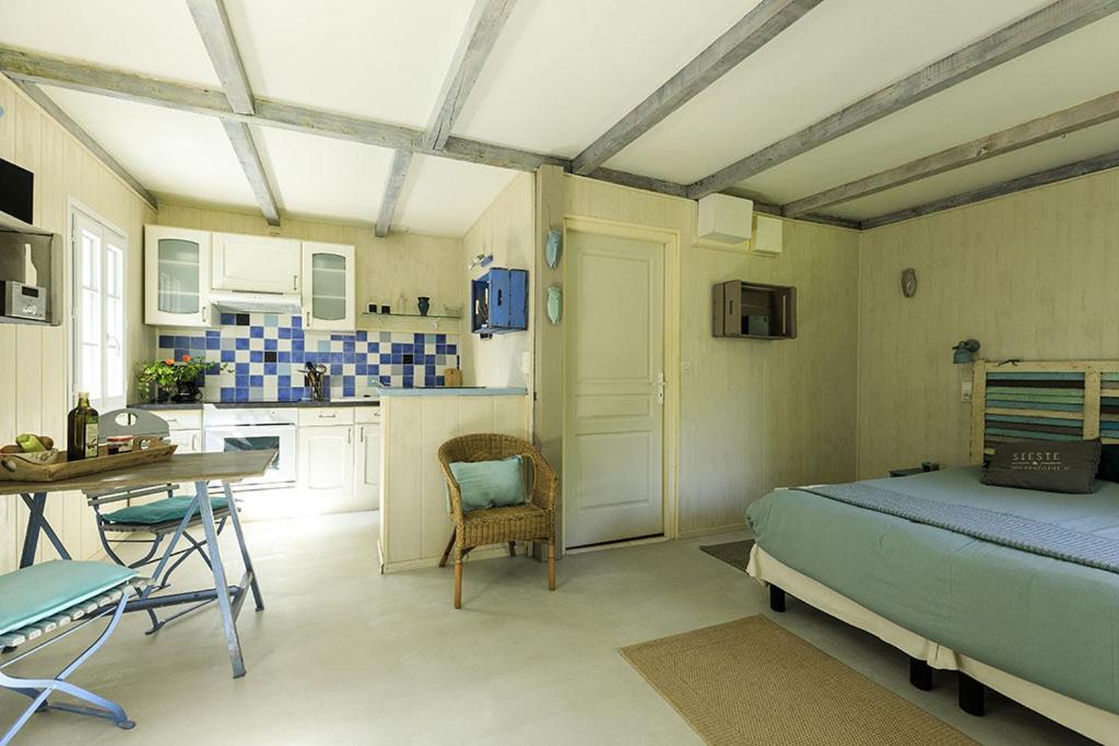 Les Gites Du Domaine De Rhodes Avignon Kamer foto